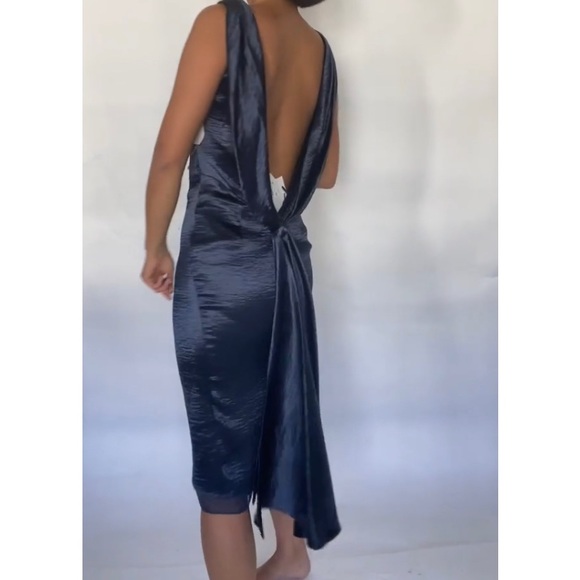 NWT FAME And PARTNERS Harley Midi Dress - Picture 3 of 13